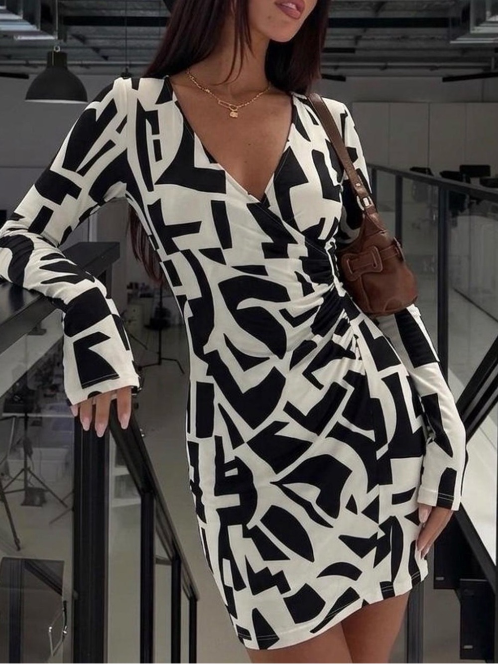 H&M ABSTRACT MOD PRINT WRAP MINI DRESS
